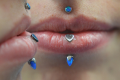12g-Vertical-labret-and-philtrum